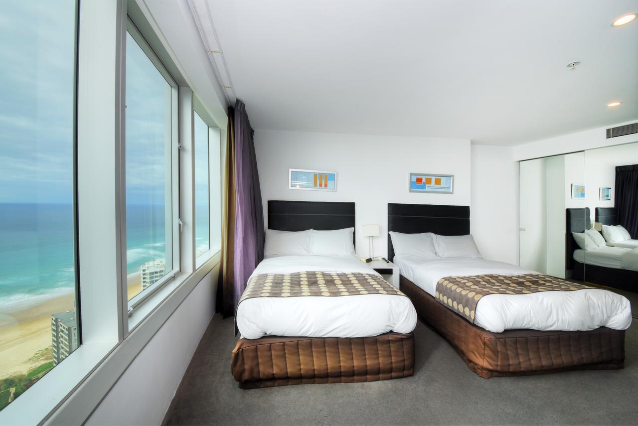 Private Apartment With Ocean Views At Q1 Resort 골드코스트 외부 사진